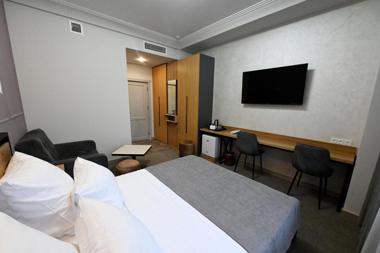 Prime Hotel Ґюмрі Екстер'єр фото