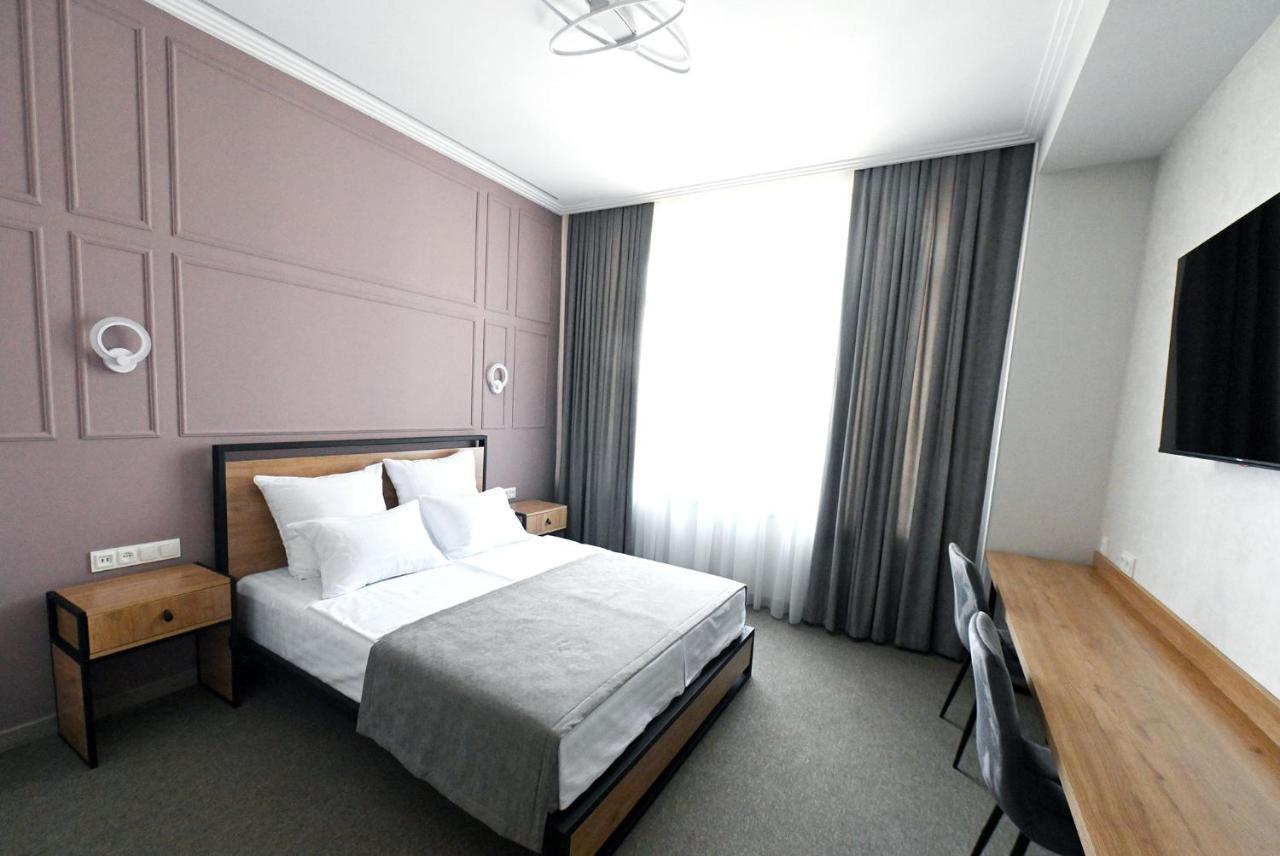 Prime Hotel Ґюмрі Екстер'єр фото