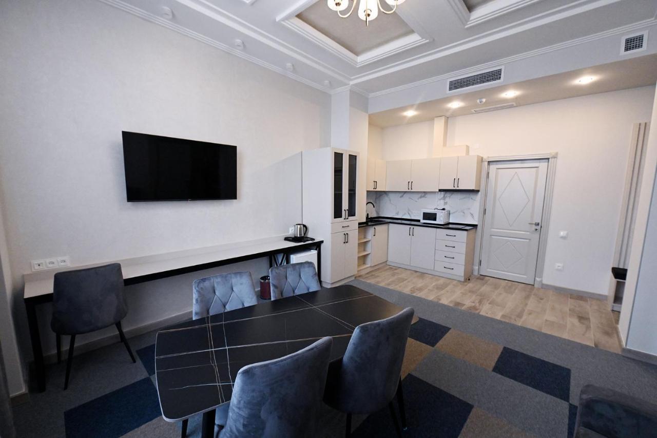 Prime Hotel Ґюмрі Екстер'єр фото