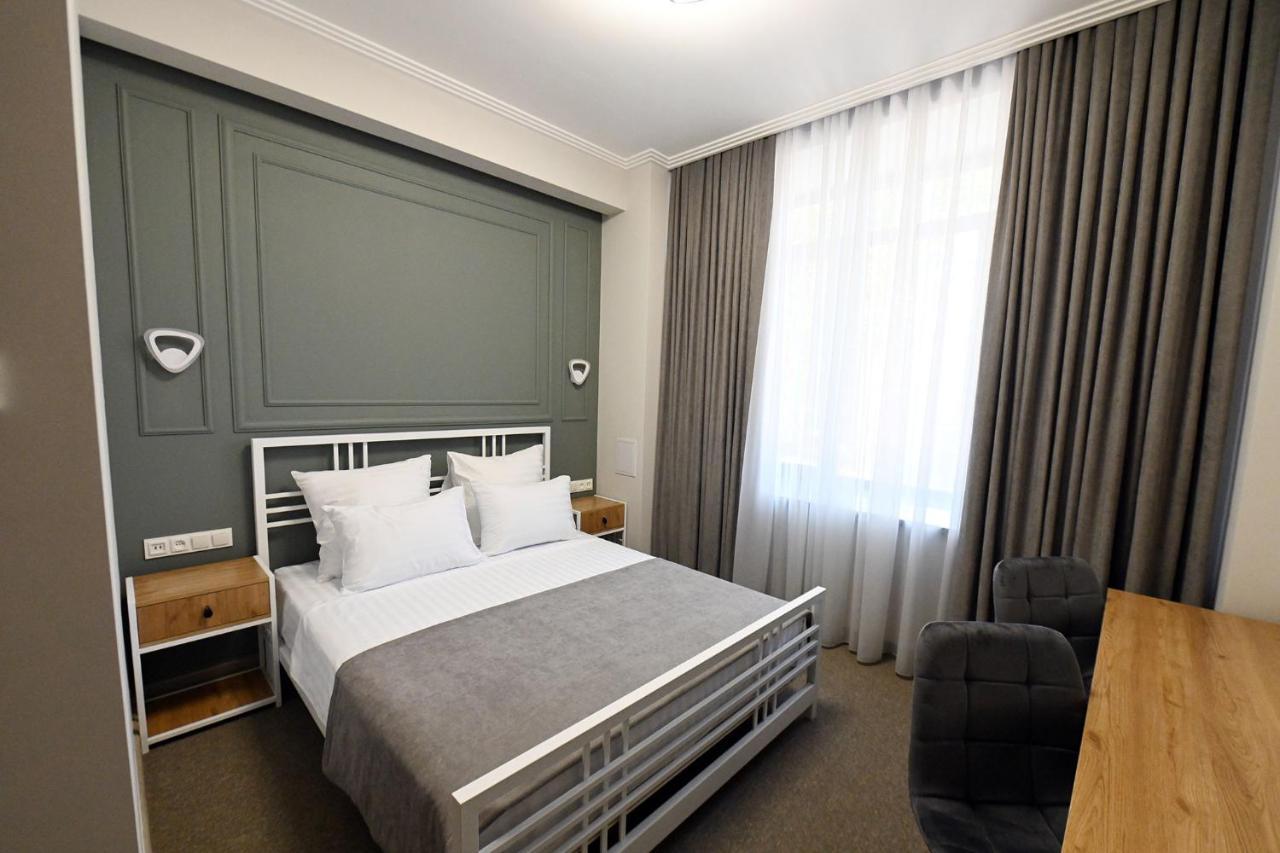 Prime Hotel Ґюмрі Екстер'єр фото