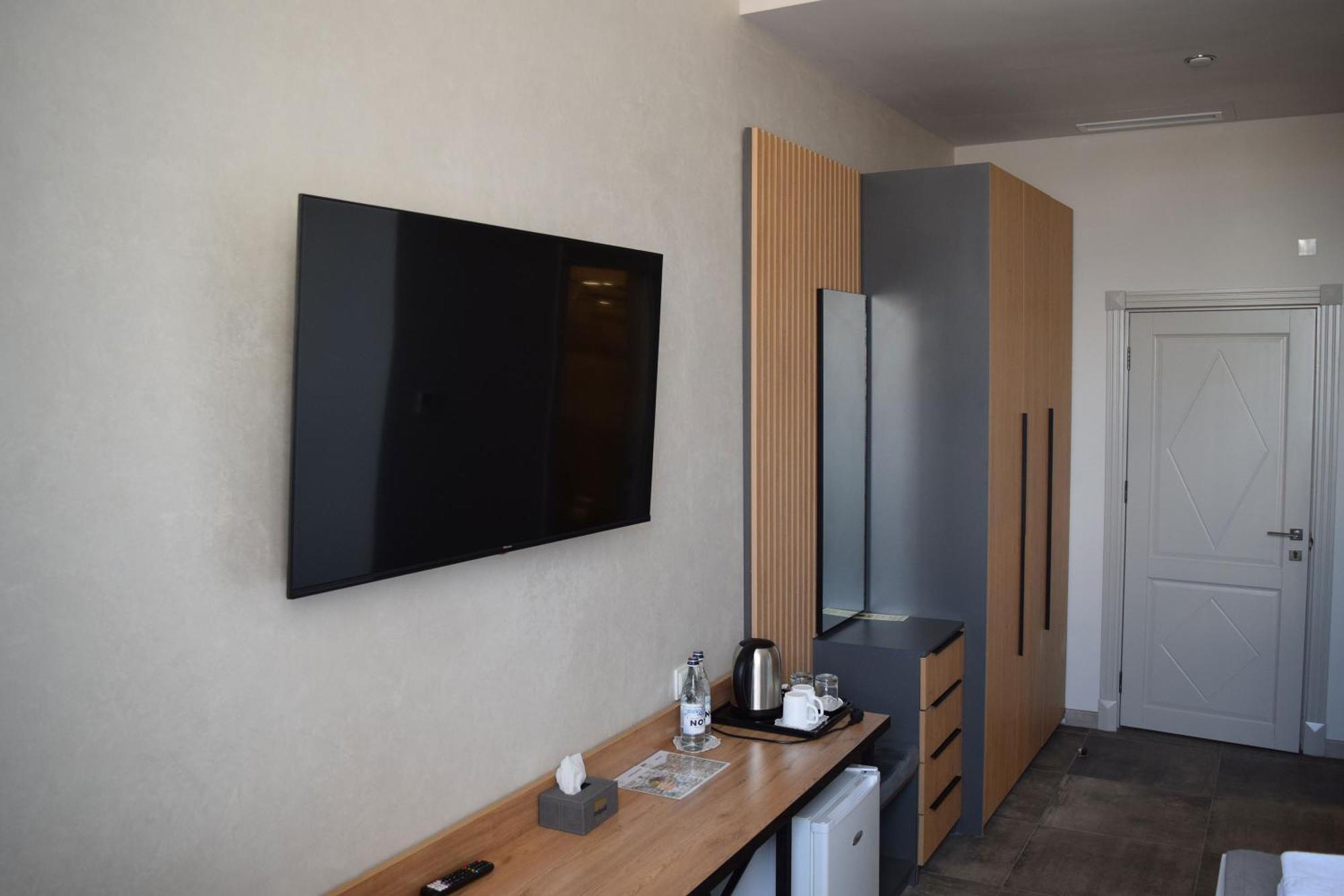 Prime Hotel Ґюмрі Екстер'єр фото