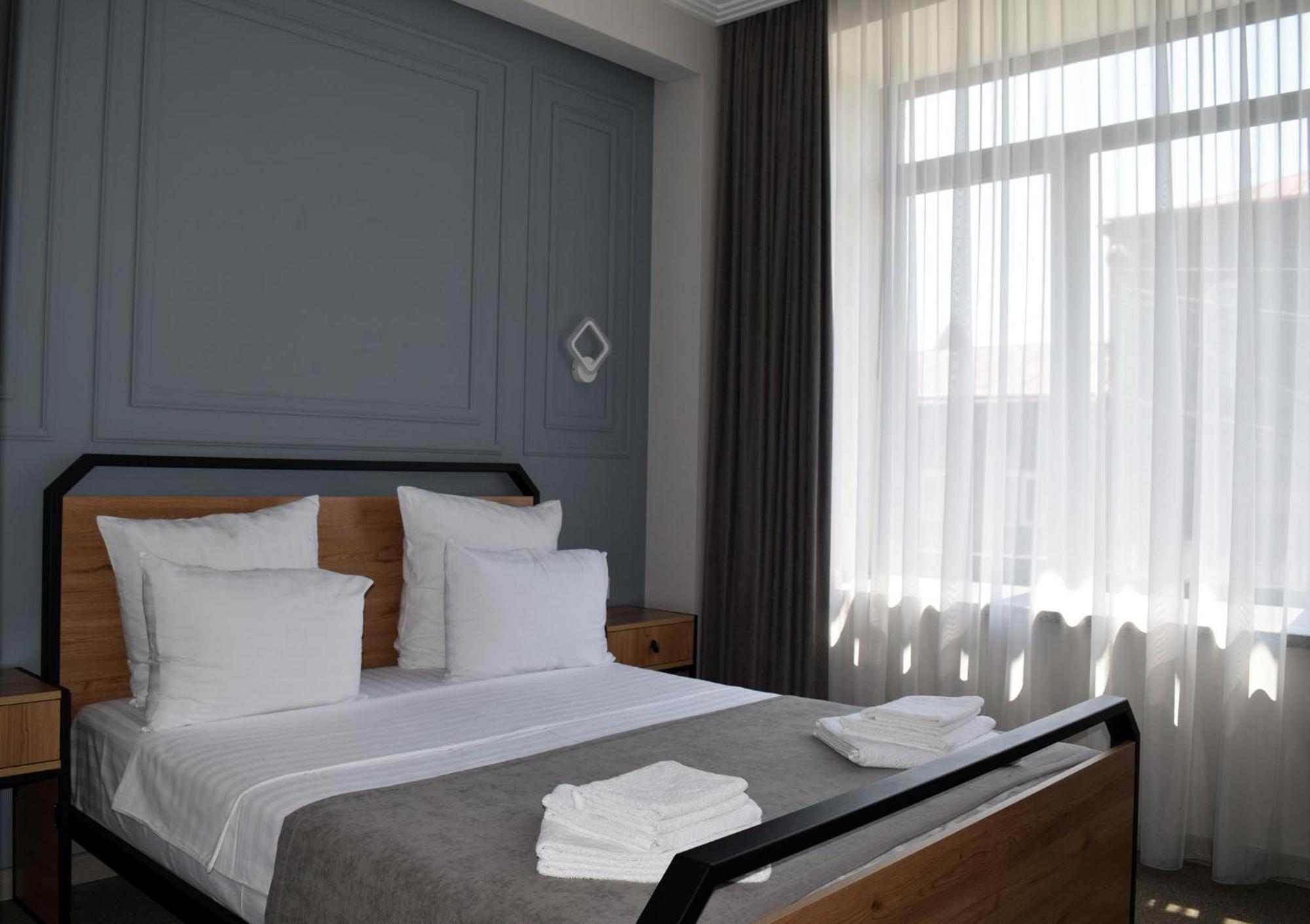 Prime Hotel Ґюмрі Екстер'єр фото