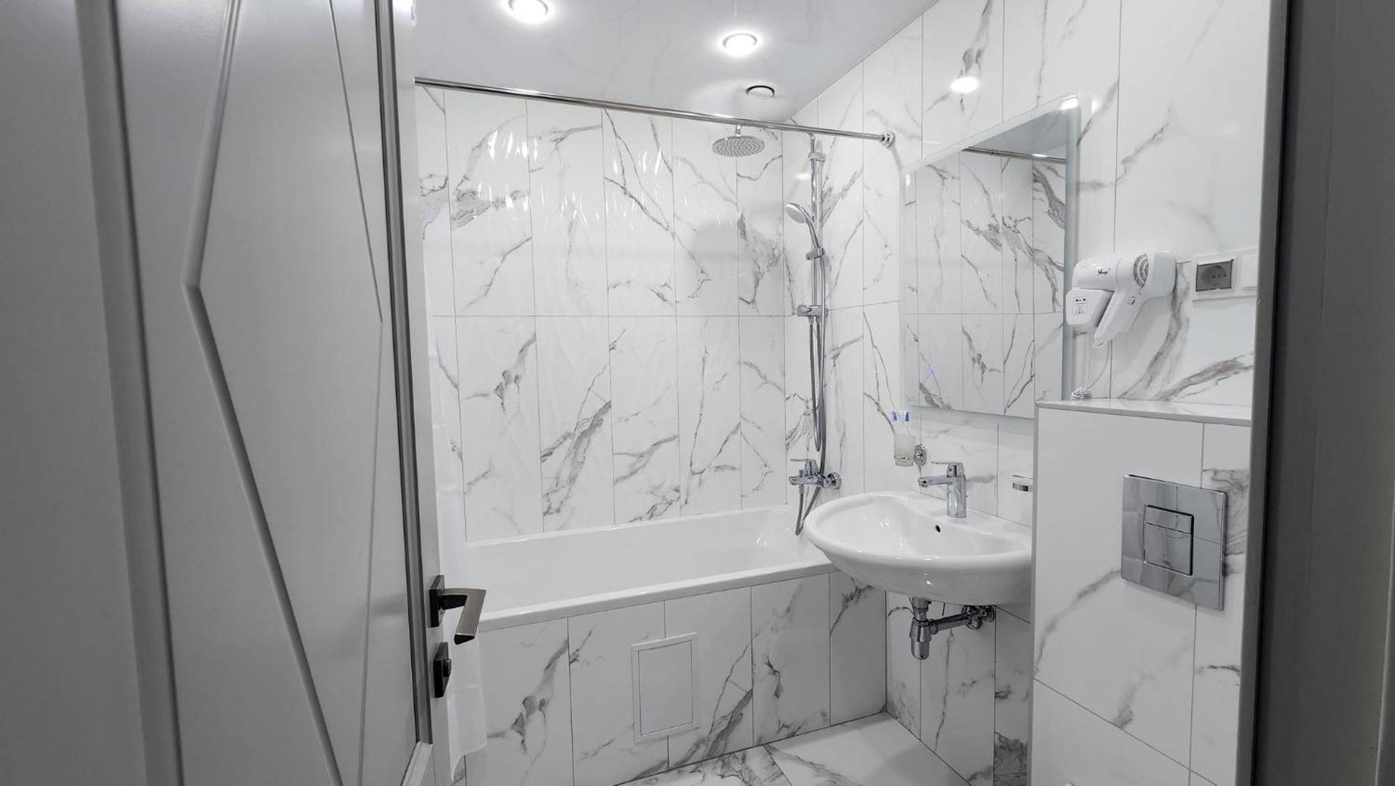Prime Hotel Ґюмрі Екстер'єр фото